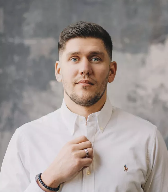 Рустам Назаров